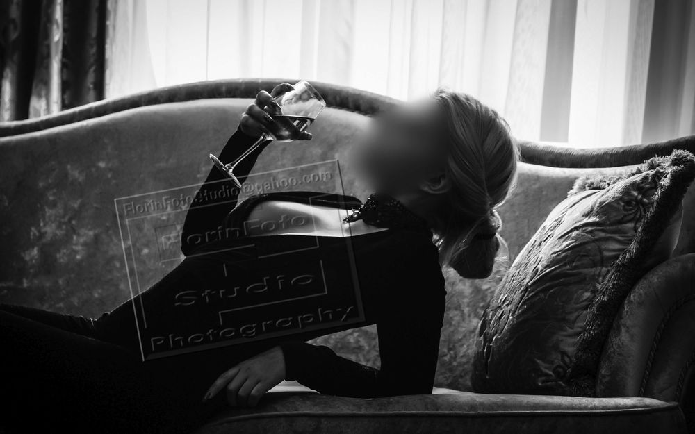 Fotografii modele in Studio - Galati - Editare Profesionala