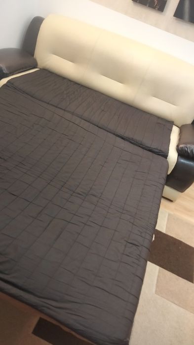 Canapea extensibilă și fotolii