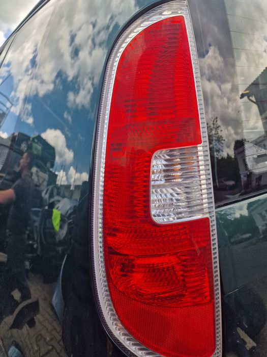 Stop/stopuri Skoda Roomster