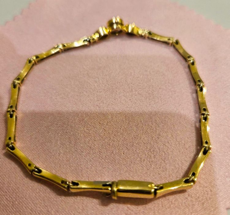 Дамска гривна жълто злато и брилянти