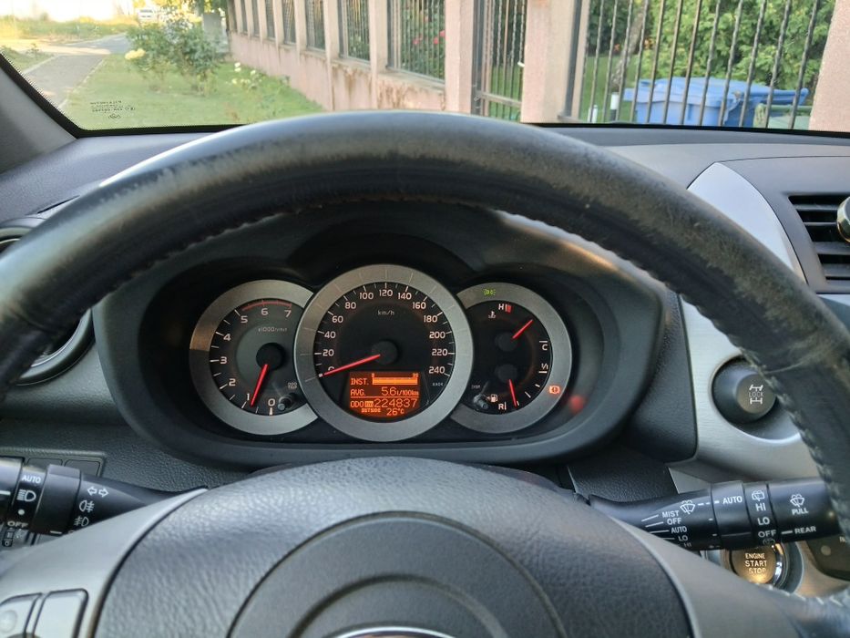 Vand Toyota RAV4