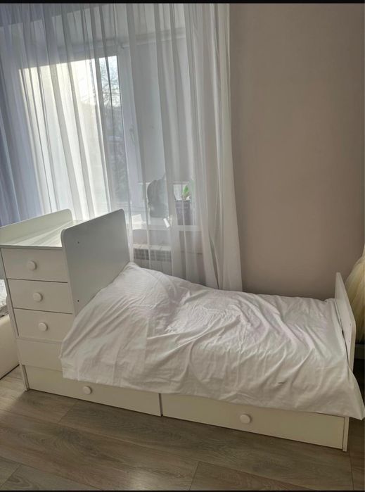 Продам детскую кроватку