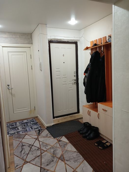 Продам квартиру 4 х комната