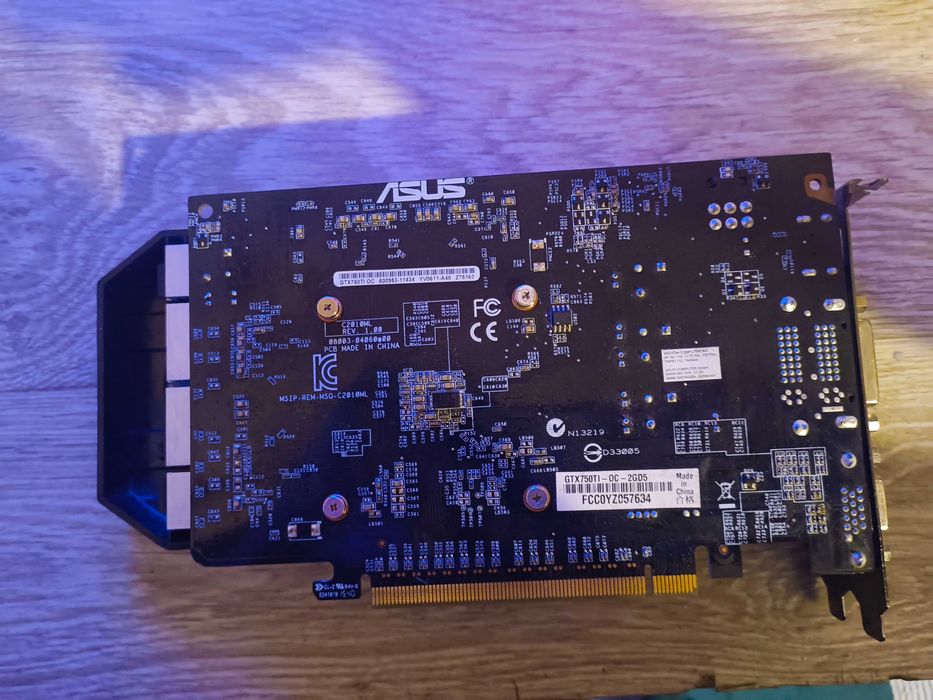 Видеокарта Asus GTX 750TI