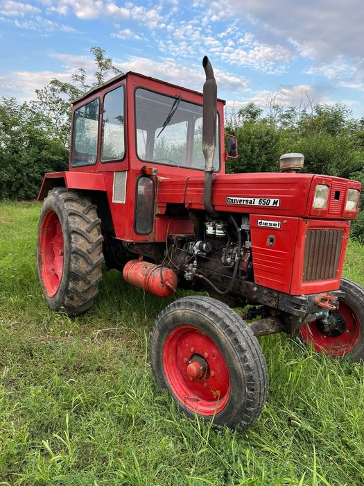 Tractor u650 1991