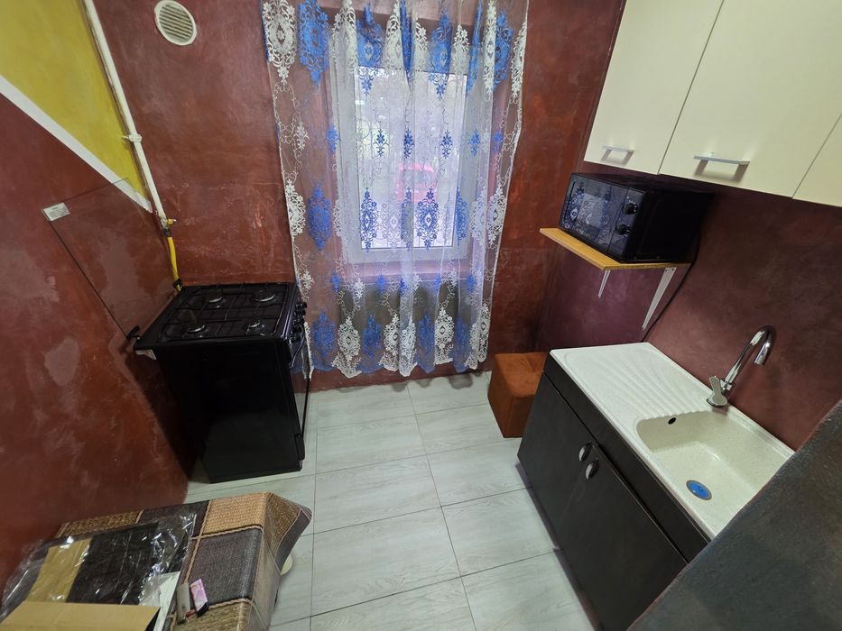 Închiriez garsoniera in Petroșani