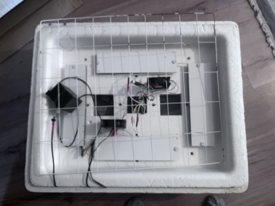 Инкубатор Несушка Би1. Би 2