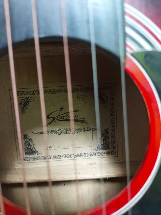 Гитара аккустическая б/у