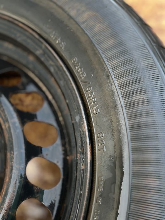 Продам запаску 205/65/R15