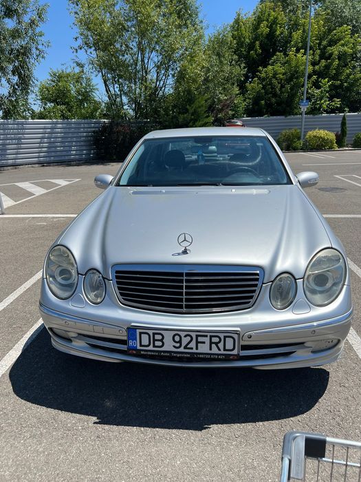 Mercedes w211  avangard 2005