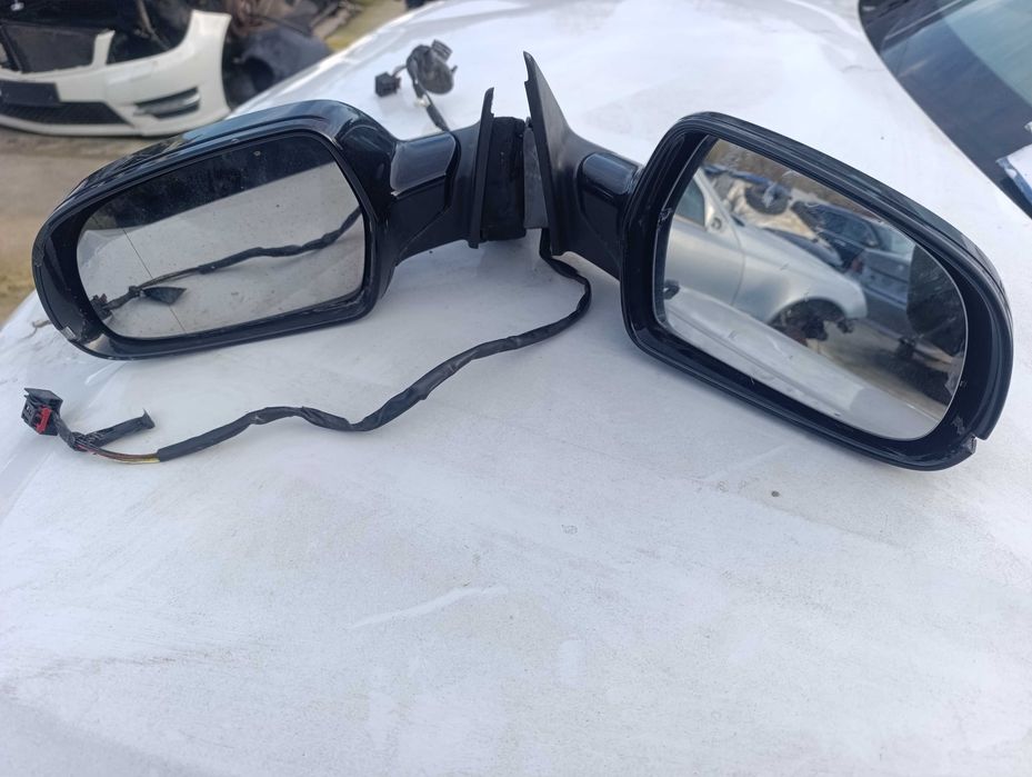 Огледало ляво и дясно за Ауди А3 4вр. / Audi A3 SB 2011г