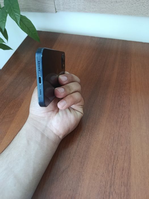 Iphone 12 sotiladi