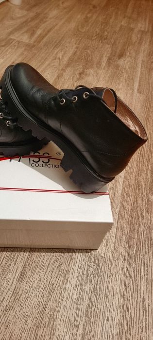 Ghete piele marimea 39