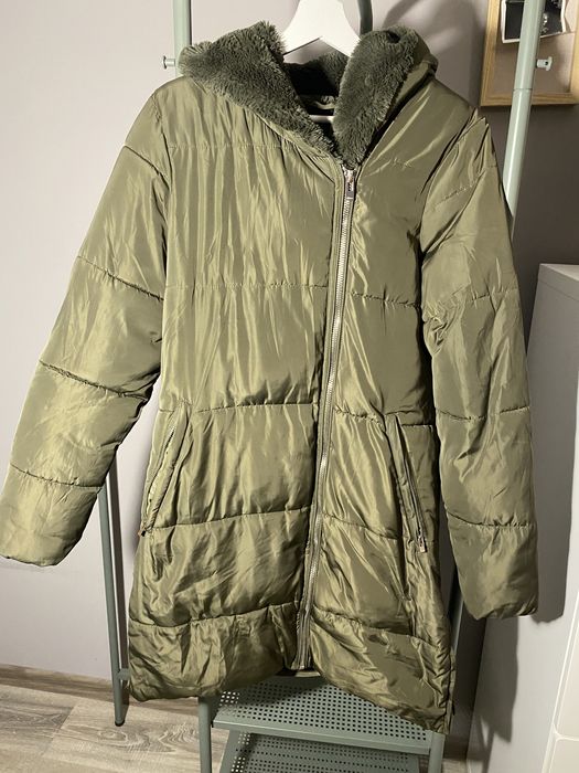 Geacă iarnă Pull&Bear mărimea S