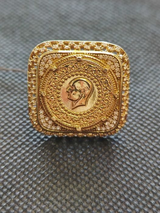 Златен дамски пръстен 8гр-14к