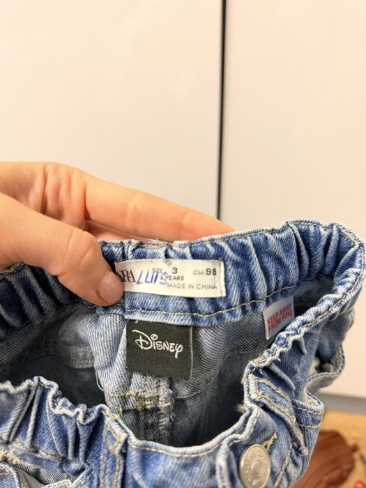 Geaca blug mickey mouse zara