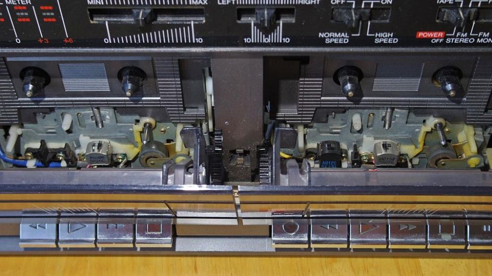 Магнитола Sharp GF560