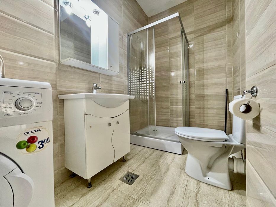 Inchiriez ap 3 camere mamaia