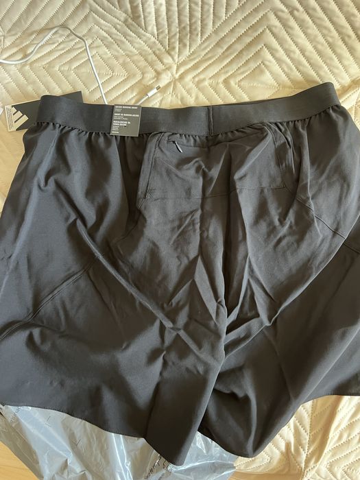 ЧИСТО НОВИ Къси панталони Adidas Performance XL