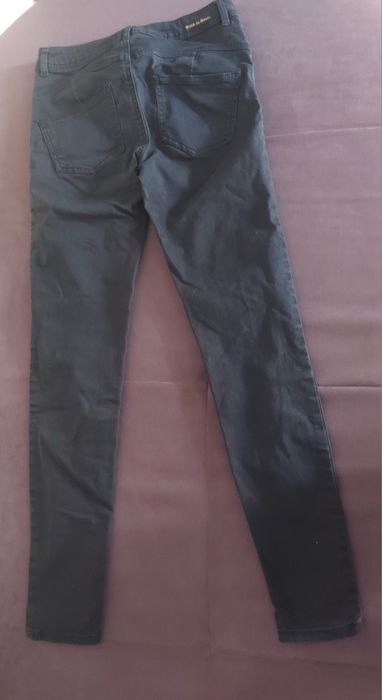 Дамски дънки и панталони