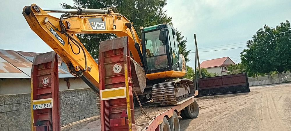Excavator senile JCB JS130