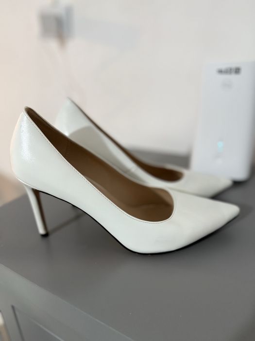 Туфли белые женские