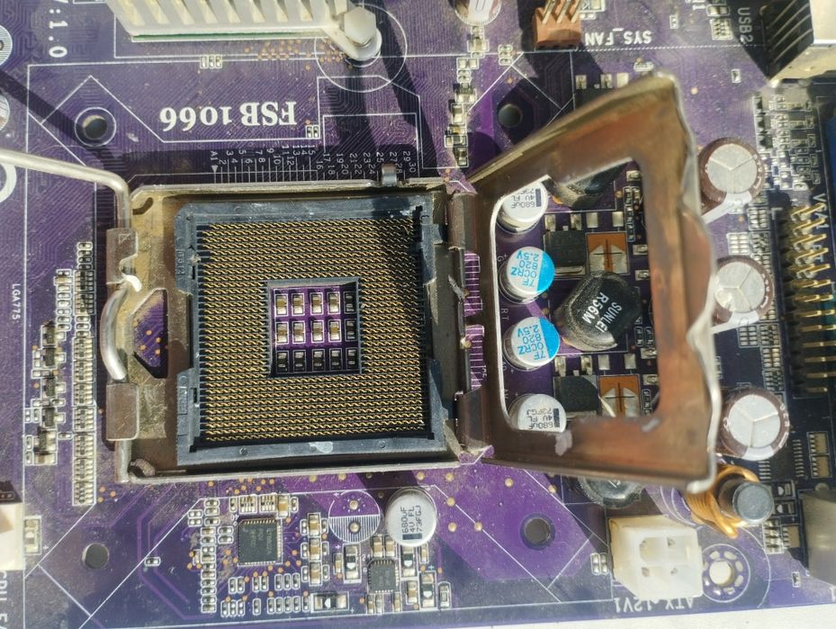 Материнская плата