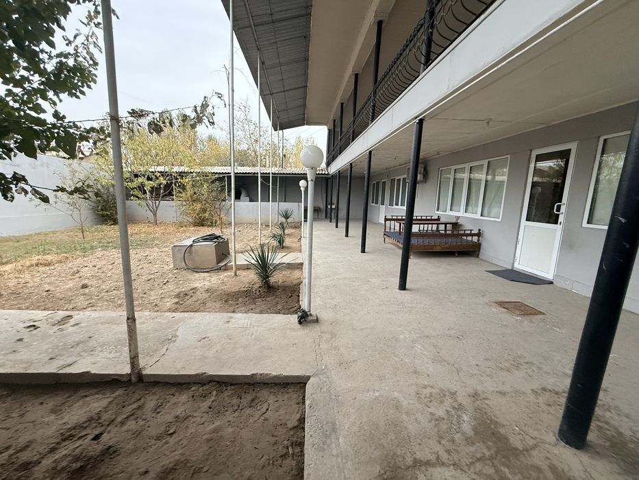 Tayyor xolatda yashash uchun uy Oilaga faqat Nazarbek Tekistil