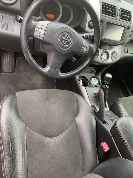 Vand totyota rav 4