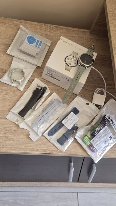 Смарт часовник Huawei watch GT 4