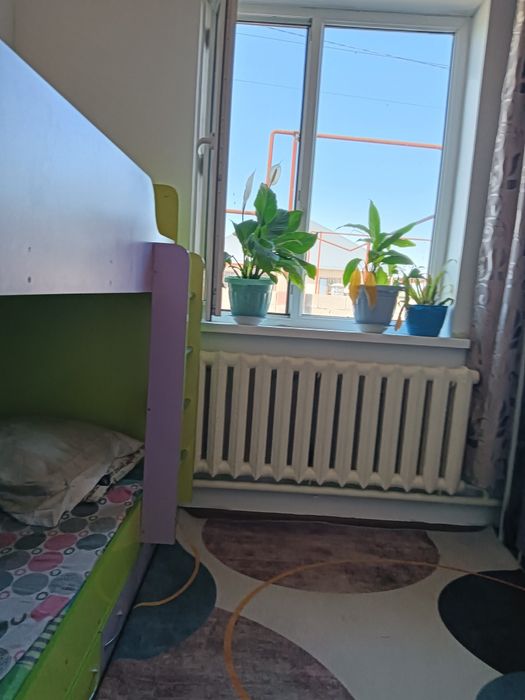 Детский кровать и шкаф достояние хорошое