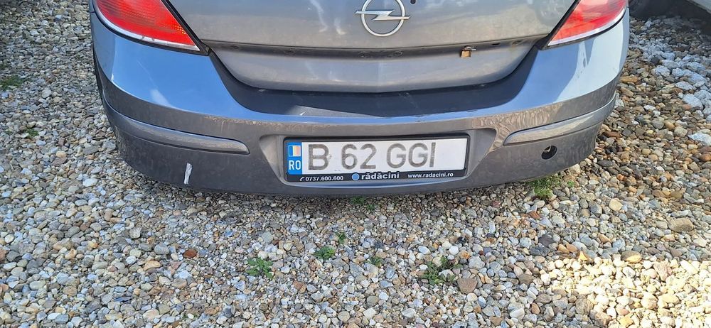 bara spate opel astra h