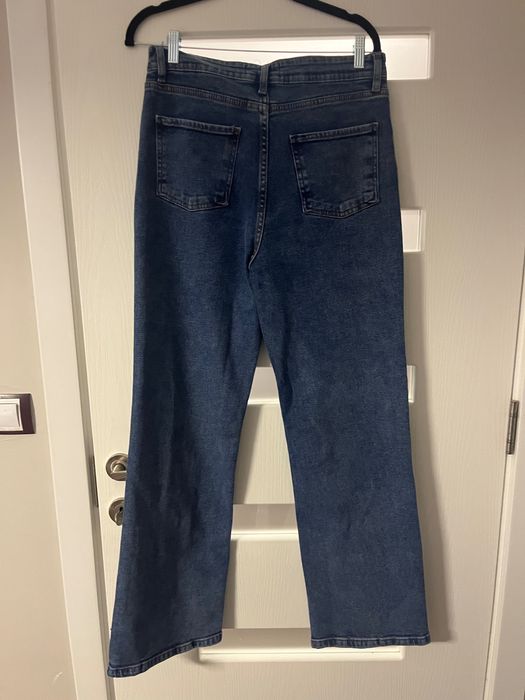 Дамски дънки с камъни