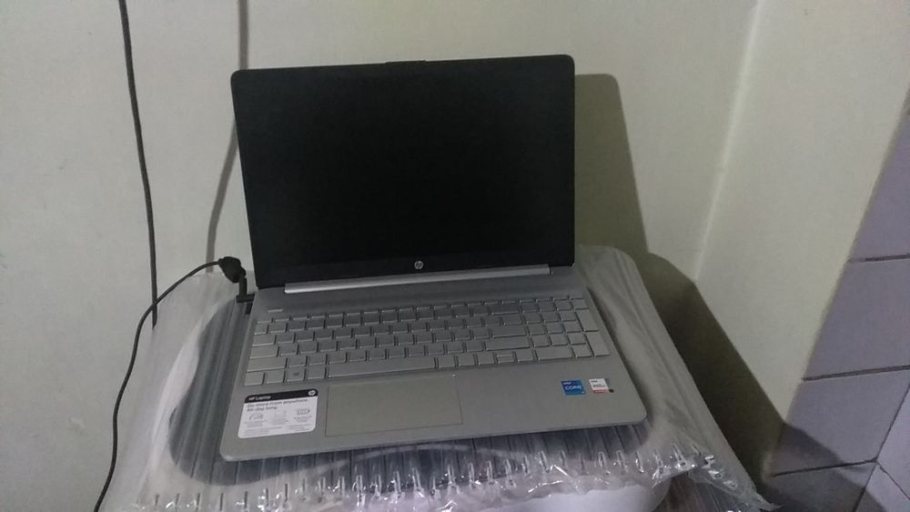 Not book srochna sotiladi