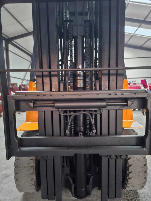 Motostivuitor Caterpillar