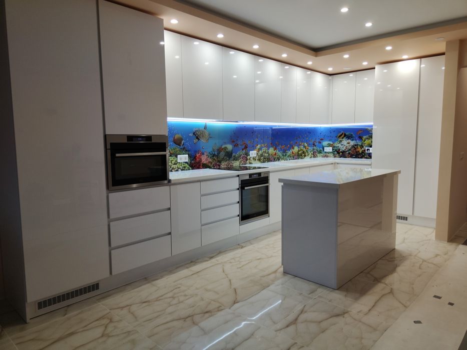 Мебели по поръчка.Изработка,доставка и монтаж.Кухни спални проект