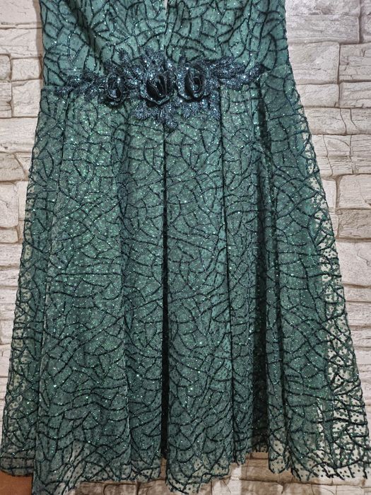 Официялна рокля зелена