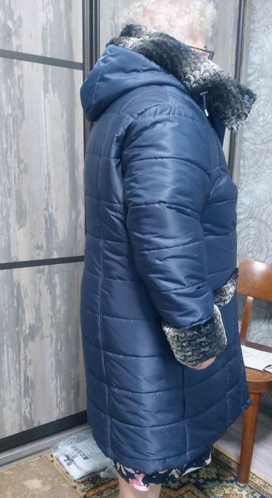 Продам женское зимние пальто