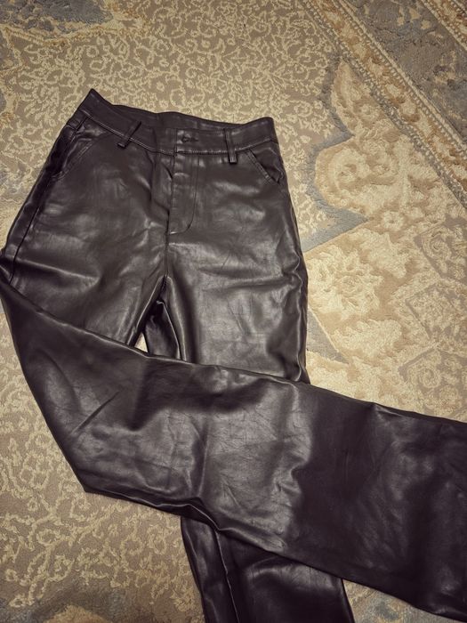 Продам брюки кожанные,