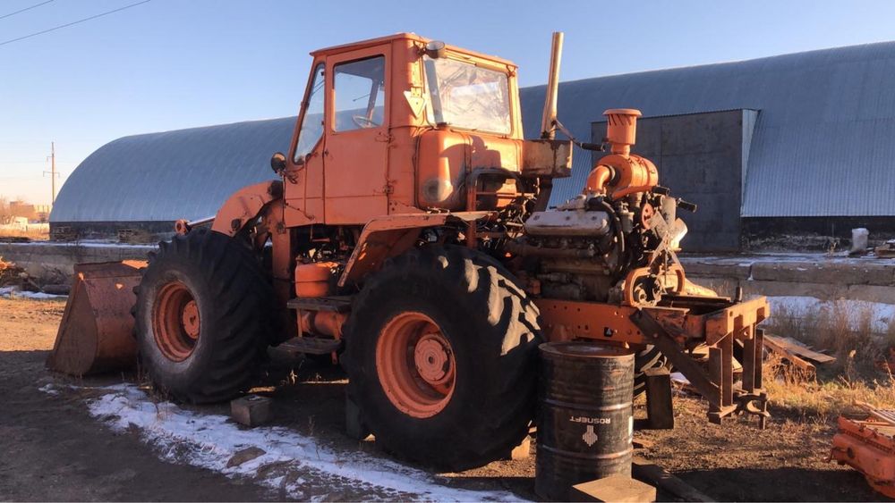 Продам ХТЗ Т156 фронтальный погрузчик