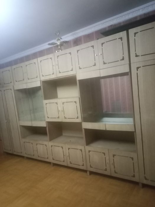 Продам стенку в хорошем состоянии