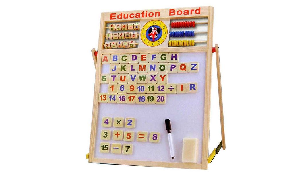 Дървена ученическа дъска с английска азбука и цифри,сметало и часовник