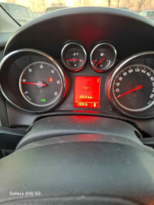 Opel Astra Opel Astra J an 2011, 1,7 D, Euro5,km 290000,din Austria,neinscrisa Ro