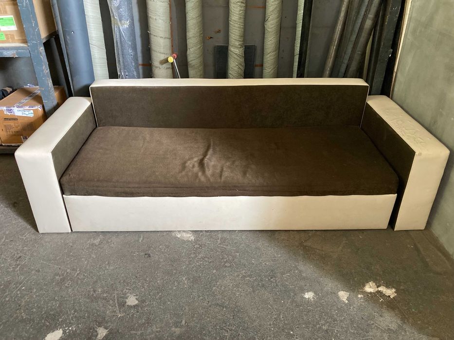 Разтегателно канапе/диван Елия Виденов