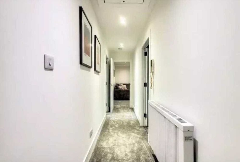 Дава се под наем Тристаен апартамент в Пловдив, Център - 72 кв.м за 183.6 € - Снимка #1