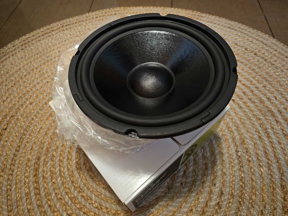 Difuzor DaytonAudio DC250-8 10"classicseries treated paper cone woofer