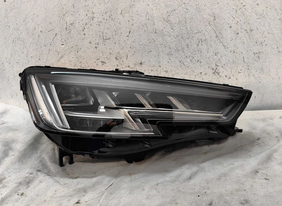 Оригинален фар Ауди А4 Б9  Audi A4 B9 Full  Led Matrix