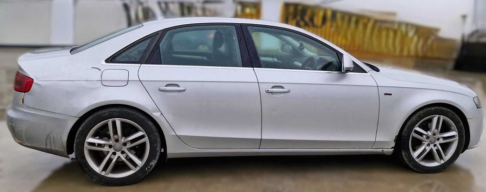 Dezmembrez Audi A4 B8 2.0D 2009 cod motor CAG berlina break Euro 5