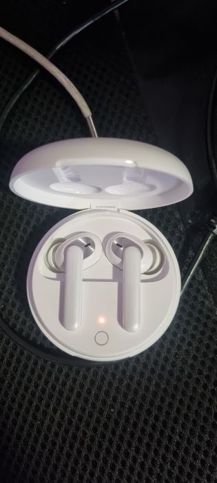Casti wireless  noi oppo enco w31 6 bucati semidefecte