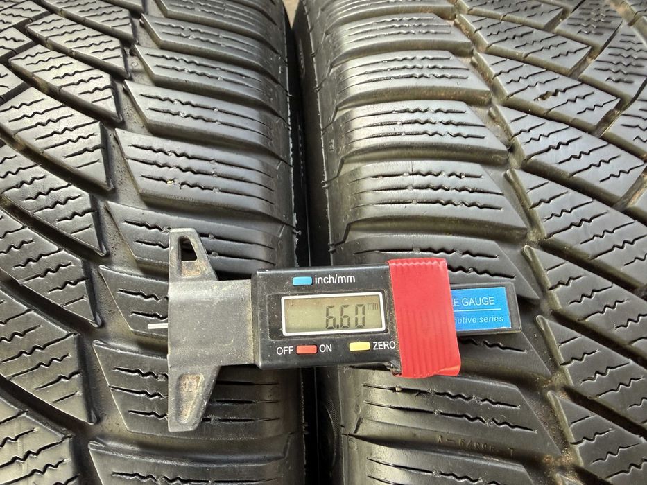 2x Anvelope Iarna 245/45 r18 M+S - Continental WinterContact TS850 P